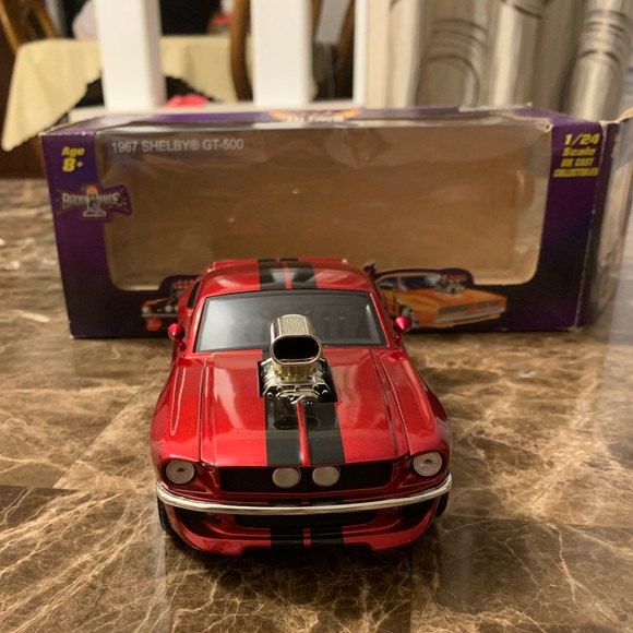 Badd Ride DieCast Collectibles
1967 SHELBY GT 500 1:24 Scale
Vintage - Picture 9 of 10